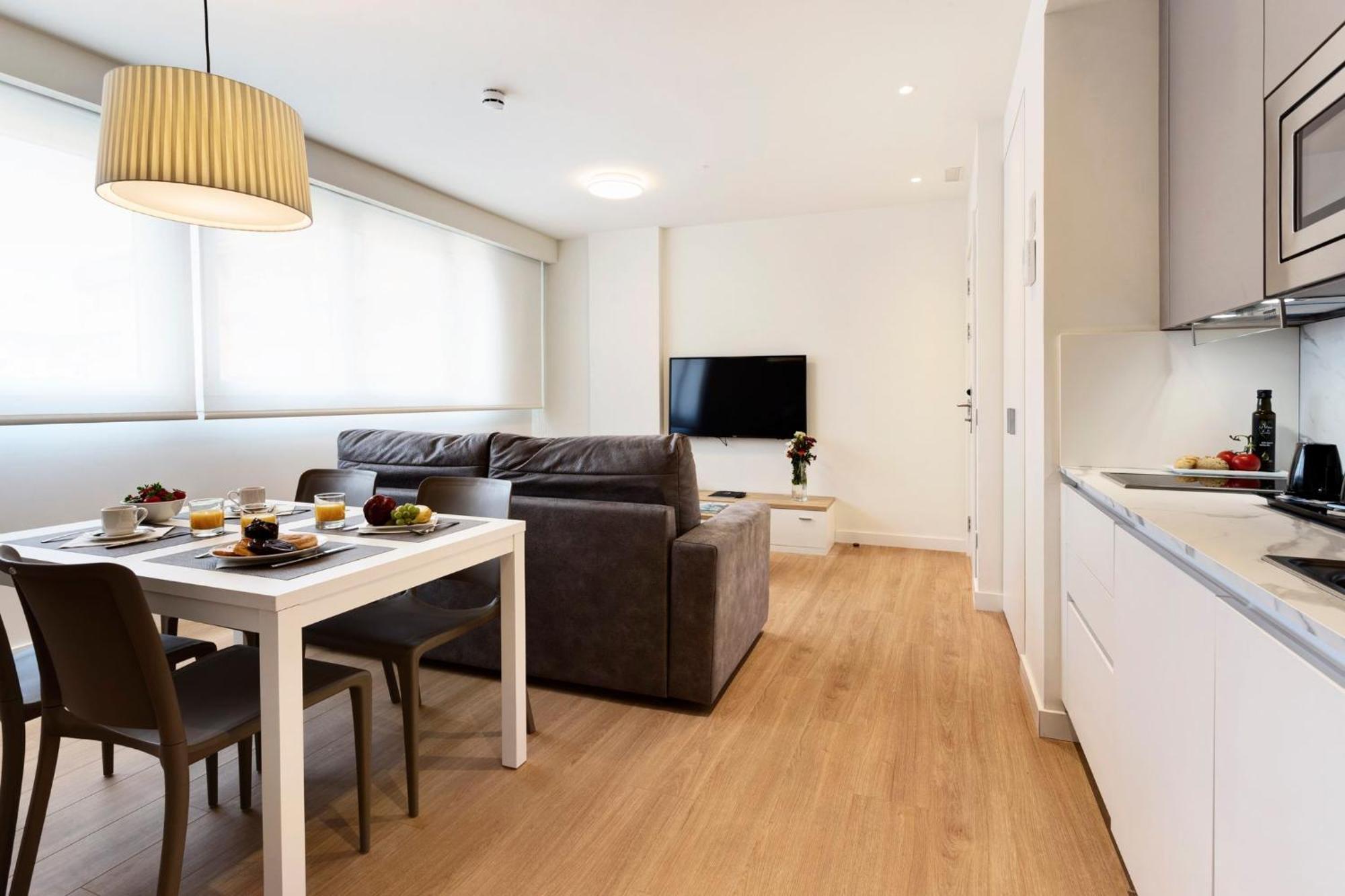 Sercotel Logrono Suites Экстерьер фото