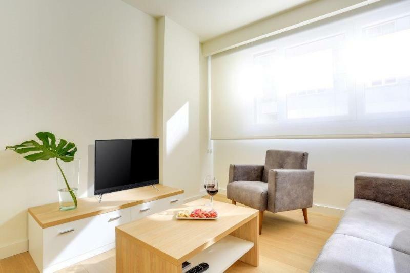 Sercotel Logrono Suites Экстерьер фото